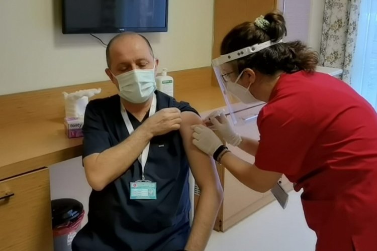 Bursa İnegöl Devlet Hastanesi Başhekimi Göçmen'de mutasyonlu koronavirüs tespit edildi