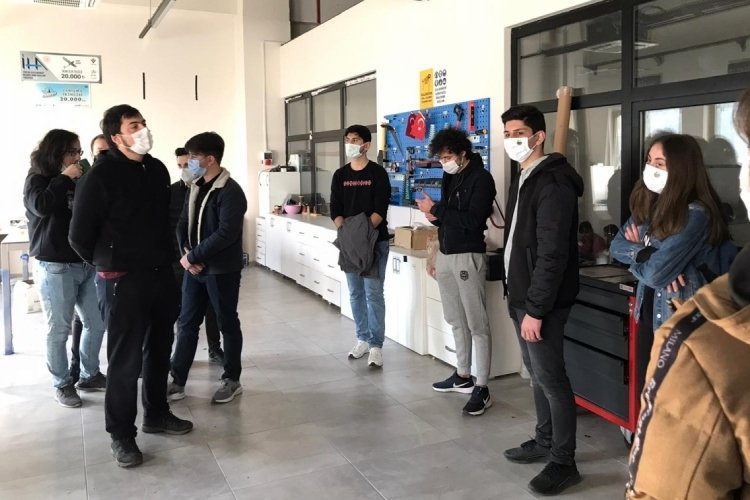 Baykoca İstikbal Roket Takımı Bursa Teknik &Uuml;niversitesi at&ouml;lyelerini gezdi