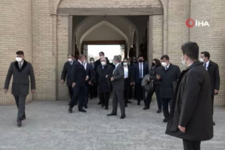 Bakan Çavuşoğlu, Özbekistan'ın tarihi Hive kentini ziyaret etti