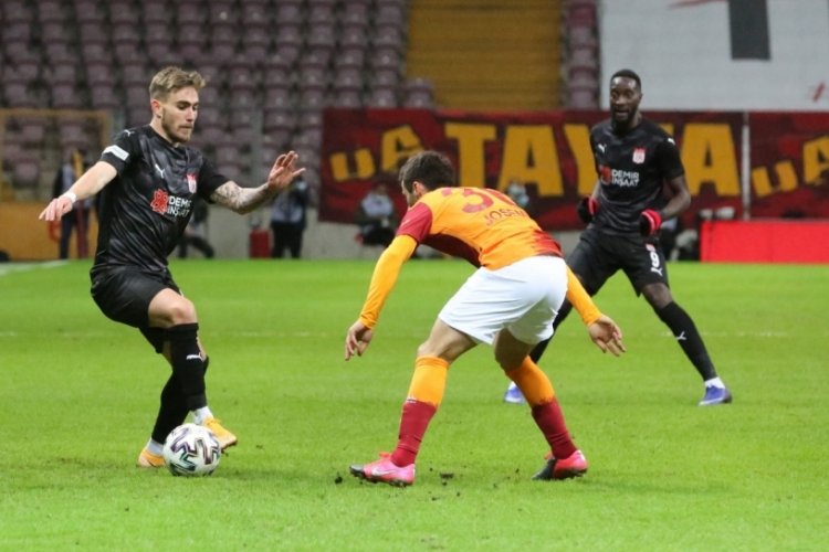 Tyler Boyd Sivasspor'da ilk golünü attı