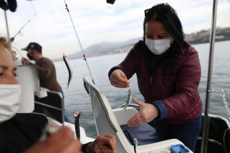 Bursalı kadın girişimci kadınlar için olta balıkçılığı turları düzenliyor