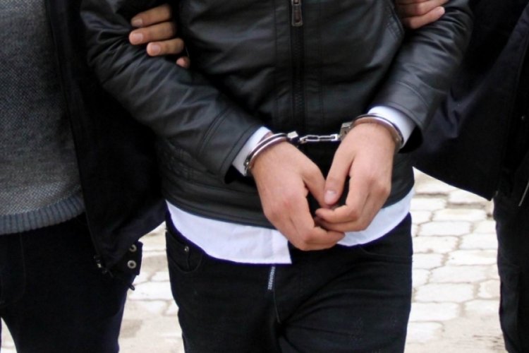 FETÖ operasyonunda yakalanan 20 şüpheliden 2'si tutuklandı
