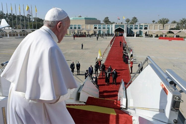 Biden'dan Papa'nın Irak ziyareti için 'tüm dünya için umut sembolü' yorumu