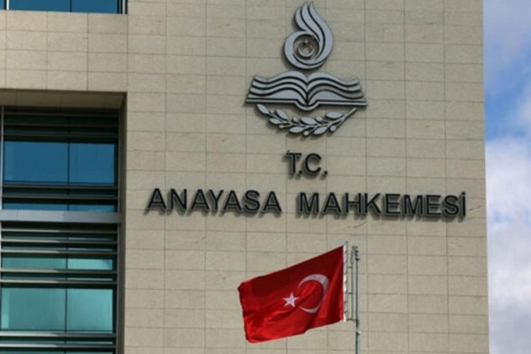 AYM'den dört siyasi partiye suç duyurusu