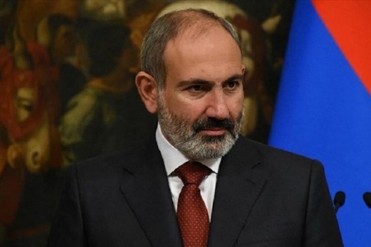 Paşinyan, Genelkurmay Başkanının g&ouml;revden alındığını a&ccedil;ıkladı