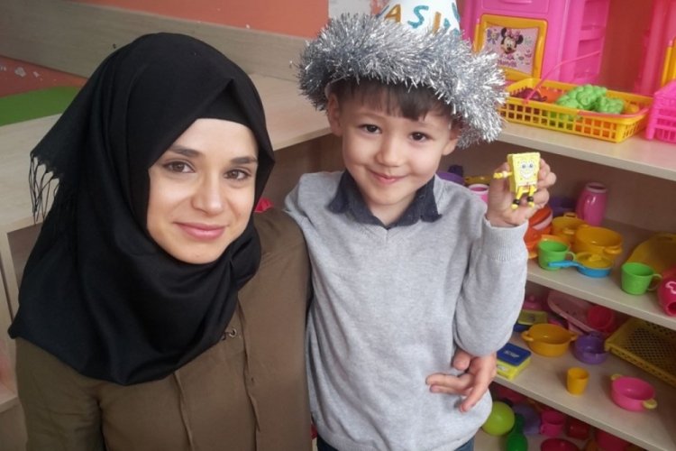 10 yaşındaki H&uuml;seyin'in annesi: Bensiz yatamaz, toprak soğuk olur