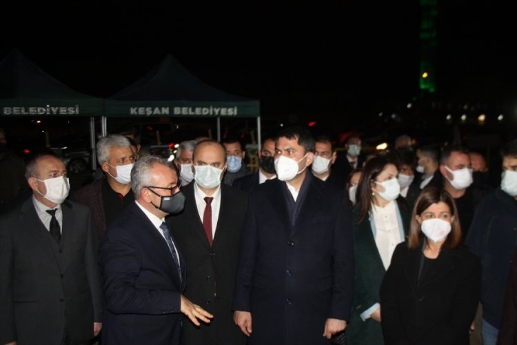 "40 tane triport&ouml;r'&uuml; daha vatandaşlarımıza hediye edeceğiz"
