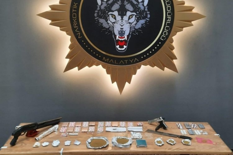 3 ilde uyuşturucu operasyonu: 20 g&ouml;zaltı