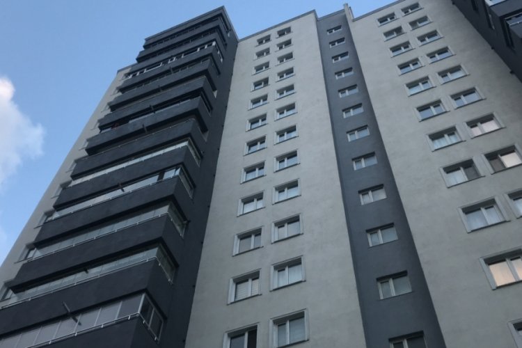 16'ncı kattan atlayan 11 yaşındaki &ccedil;ocuk yaşamını yitirdi