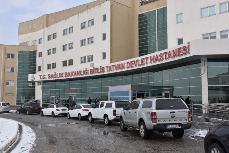 Helikopter kazasında yaralanan binbaşı, fizik tedavi i&ccedil;in Ankara'ya g&ouml;nderildi
