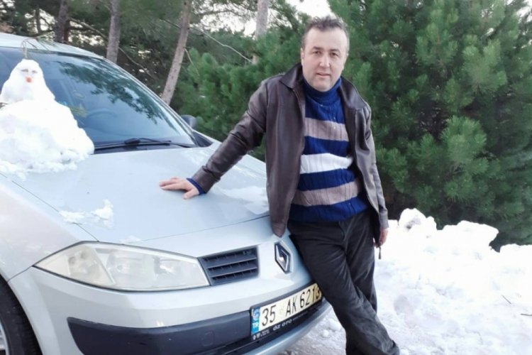 Demirlerin altında kalan iş&ccedil;i &ouml;ld&uuml;