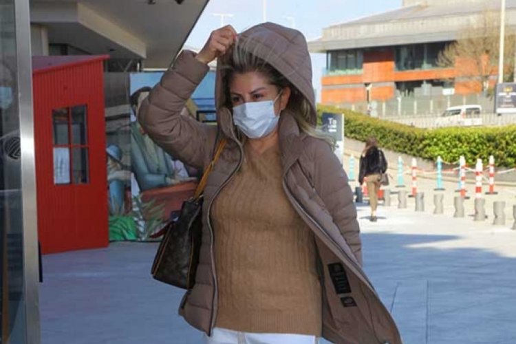 Muazzez Ersoy'un makyajsız g&ouml;r&uuml;nt&uuml;s&uuml; dikkat &ccedil;ekti