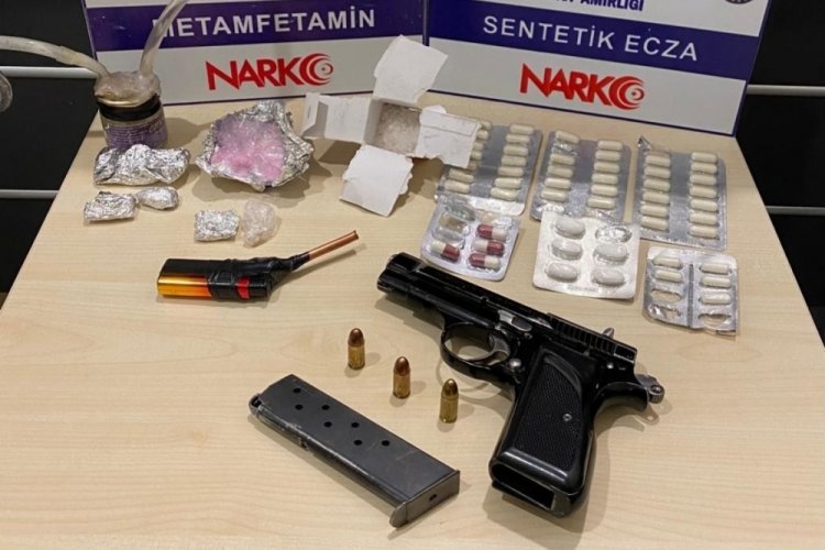 Uyuşturucu satıcıları tutuklandı