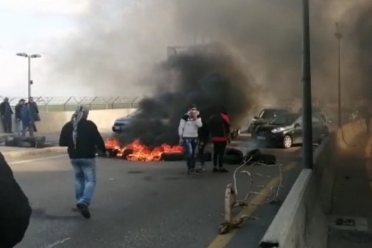 L&uuml;bnan'da g&ouml;stericilere gazlı m&uuml;dahale