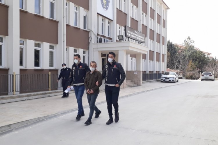 &Ccedil;orapların arasına sakladığı uyuşturucuyla insanları zehirleyecekti