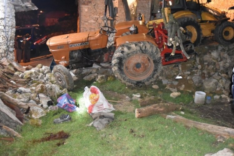 Manisa'da trakt&ouml;r kazası: 1 &ouml;l&uuml;