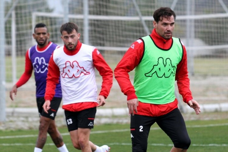 Antalyaspor, T&uuml;rkiye Kupası yarı final ma&ccedil;ının hazırlıklarına başladı
