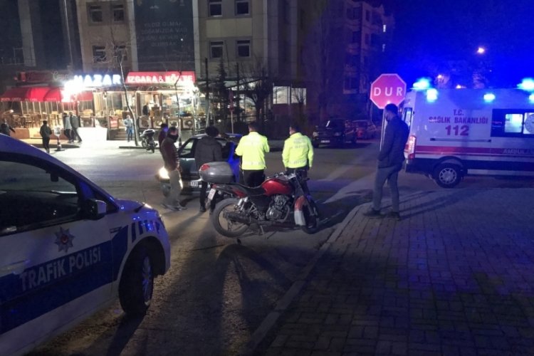 Elazığ'da otomobil ile motosiklet &ccedil;arpıştı: 1 yaralı