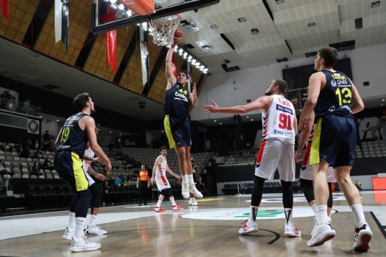Bah&ccedil;eşehir Koleji: 61 - Fenerbah&ccedil;e Beko: 78