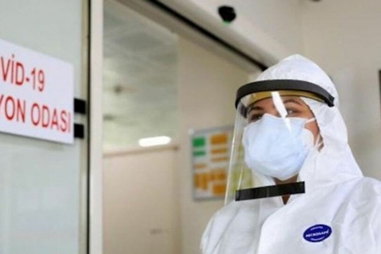 T&uuml;rkiye'nin koronavir&uuml;sle m&uuml;cadelesi kitaplaştırıldı