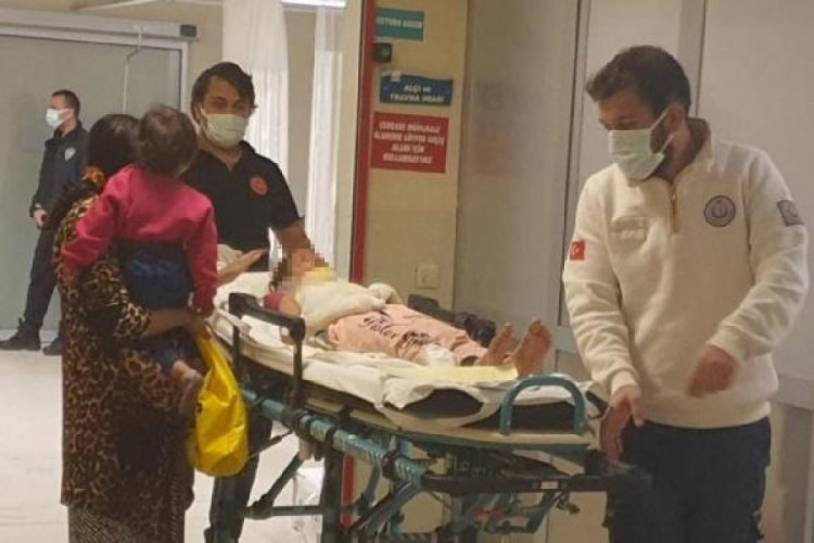 Bursa'da oyun oynadığı kardeşini kolonya d&ouml;k&uuml;p yaktı