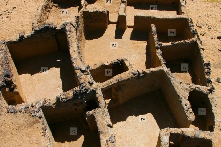 Mısır'da d&uuml;nyanın en eski manastırı bulundu