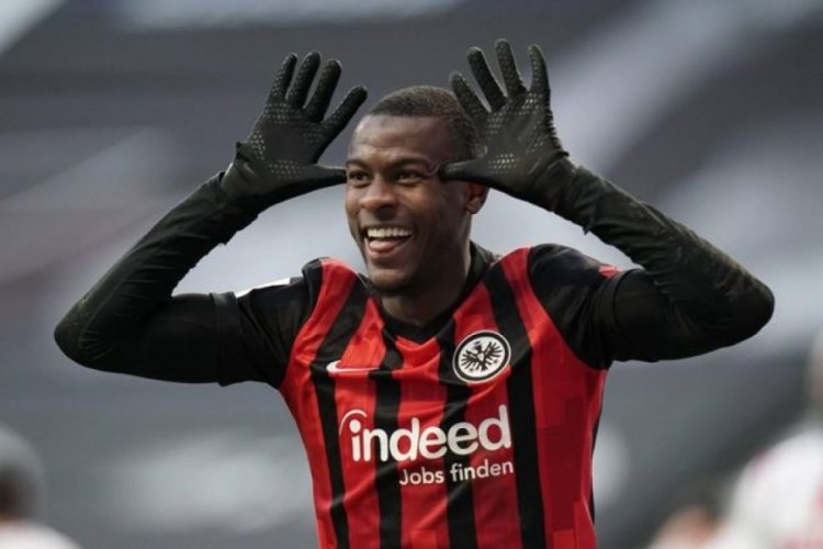 Arsenal, Evan N'Dicka ile ilgileniyor