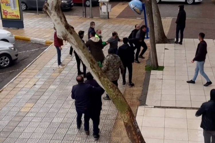 Taksici m&uuml;şteri kavgası kanlı bitti
