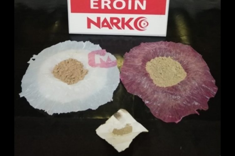 Otob&uuml;sle uyuşturucu taşıyan 3 ş&uuml;pheli yakalandı