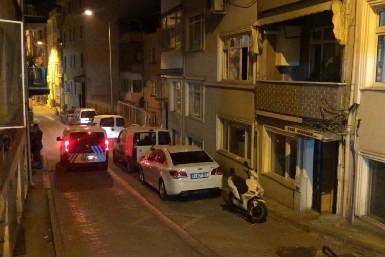 Yaşlı kadın &ouml;l&uuml;mden son anda kurtuldu!
