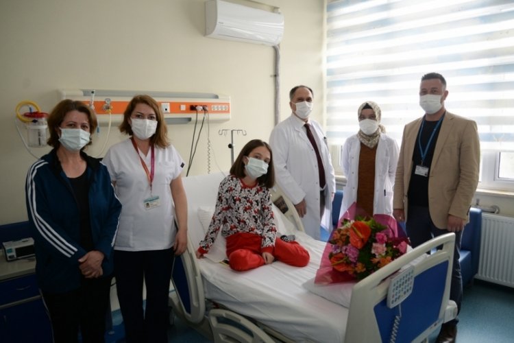 Bursa'da doğum g&uuml;n&uuml; s&uuml;rprizi ile taburcu edildi
