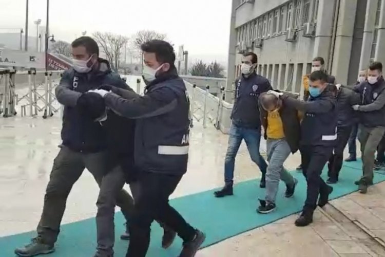 Telefon dolandırıcılığı &ccedil;etesine operasyon: 8 g&ouml;zaltı