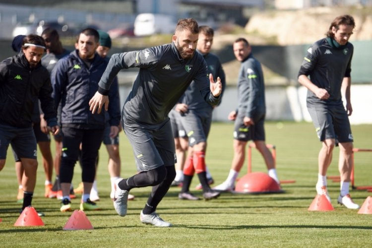 Denizlispor'da savunma alarm verdi