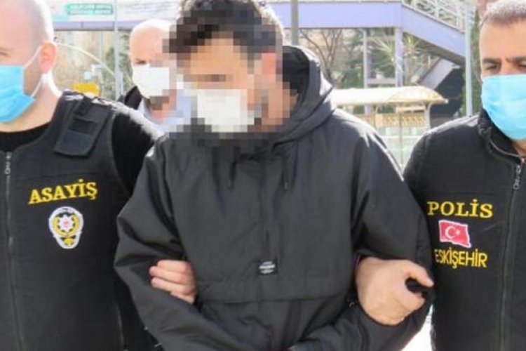 'Sosyal deney' diyerek cinsel i&ccedil;erikli sorular soran kişi g&ouml;zaltına alındı