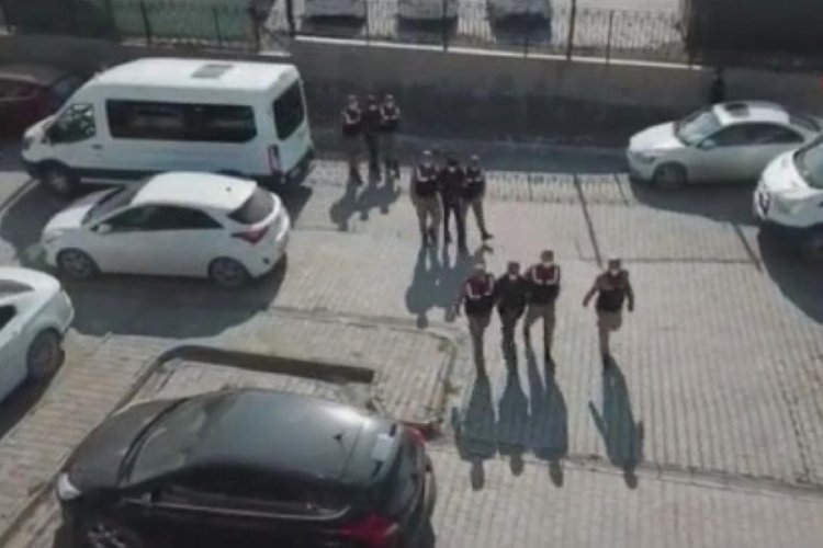 Ter&ouml;r &ouml;rg&uuml;t&uuml;ne yardım eden 4 kişi tutuklandı