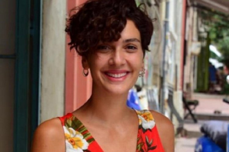 Berg&uuml;zar Korel hangi diziyle ekrana d&ouml;n&uuml;yor?