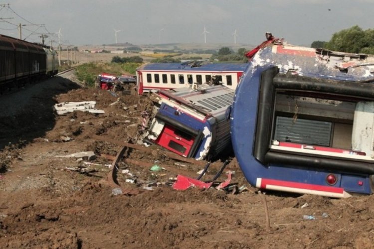 &Ccedil;orlu'daki tren kazasının duruşması g&ouml;r&uuml;ld&uuml;