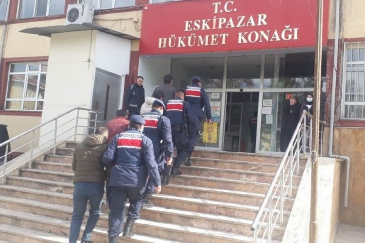Demiryolu rayı hırsızlığına 4 tutuklama