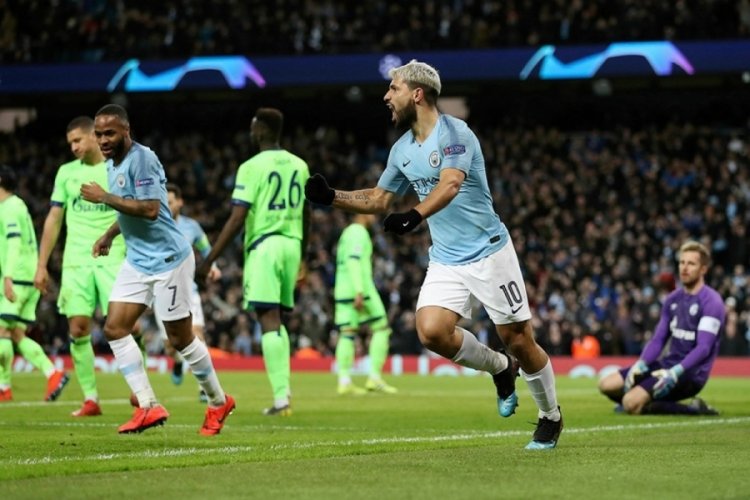 Manchester City, &ccedil;eyrek finalde