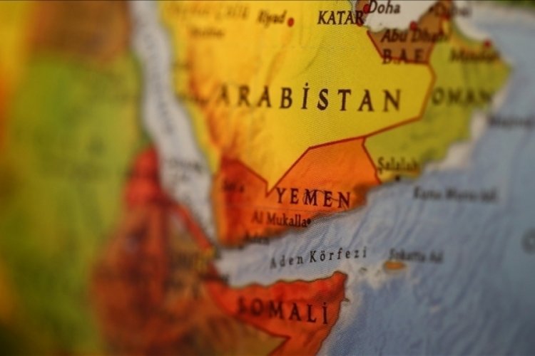 Yemen h&uuml;k&uuml;meti, Aden'deki Meaşık Sarayına y&ouml;nelik baskını 'devlete saldırı' olarak nitelendirdi