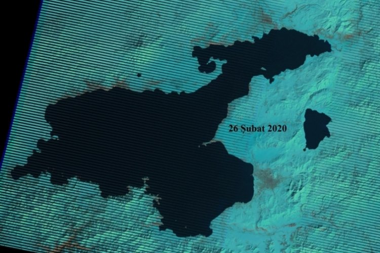 Van'daki kuraklık tehlikesi uydu g&ouml;r&uuml;nt&uuml;lerinde