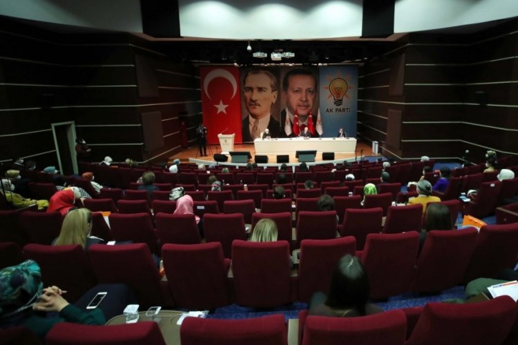 Erdoğan, AK Parti Kadın Kolları MKYK toplantısına katıldı
