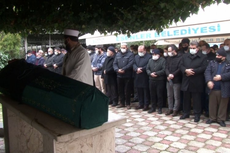 &Ouml;ld&uuml;r&uuml;len avukat son yolculuğuna uğurlandı