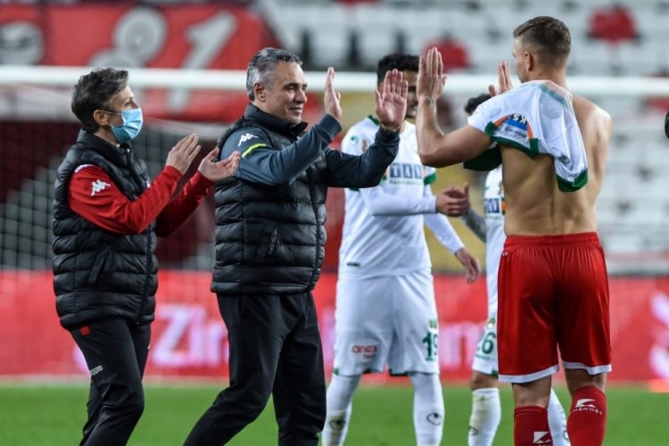 Antalyaspor gol yemeden finalde