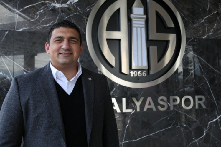 Ali Şafak &Ouml;zt&uuml;rk'ten Antalyaspor'a kupa primi