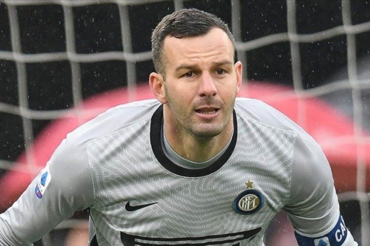 Inter'in kalecisi Handanovic'in Kovid-19 testi pozitif &ccedil;ıktı