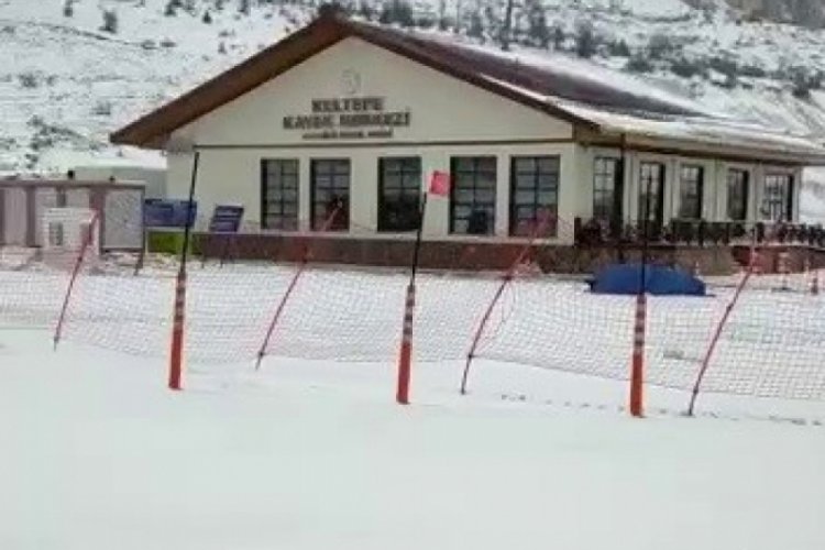 Karab&uuml;k'te y&uuml;ksek kesimler beyaz &ouml;rt&uuml;ye b&uuml;r&uuml;nd&uuml;