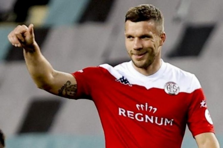 Lukas Podolski, 83 g&uuml;n sonra golle tanıştı