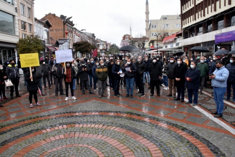 Kırmızı renkli Edirne'de işletmeciler, mekanlarının a&ccedil;ılmasını istiyor