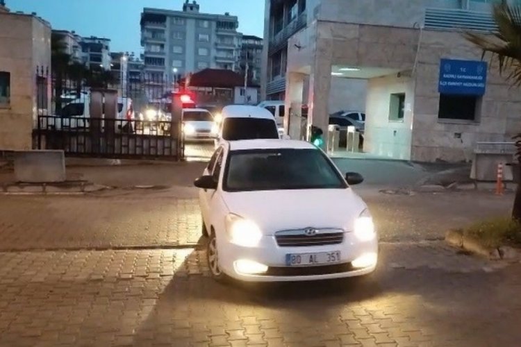 Uyuşturucu operasyonu: 9 g&ouml;zaltı